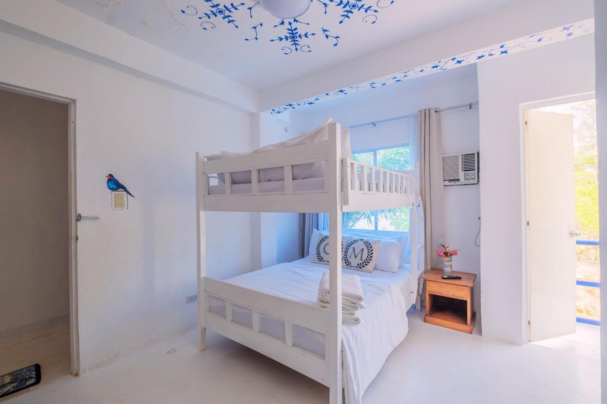 Club Monet Beachfront Resort By Cocotel Cabangan Zimmer foto